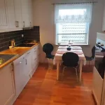 Sjarmerende I Olden Rett Ved Fjorden بيت للعطل