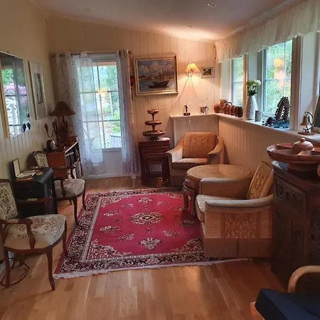 Sjarmerende I Olden Rett Ved Fjorden بيت للعطل