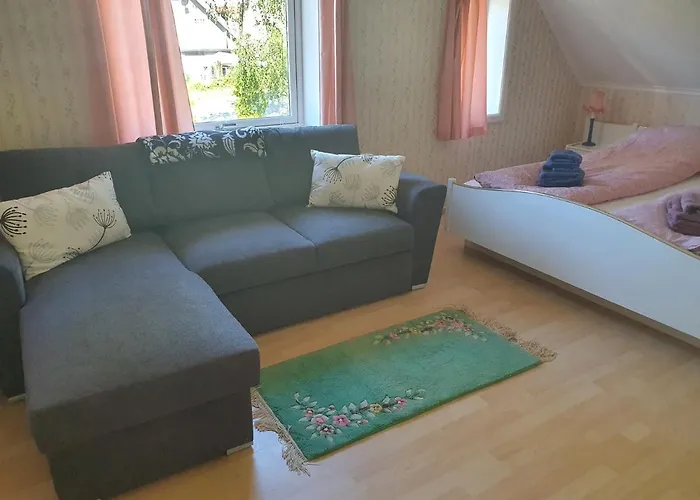 Sjarmerende I Olden Rett Ved Fjorden Semesterbostad Stryn